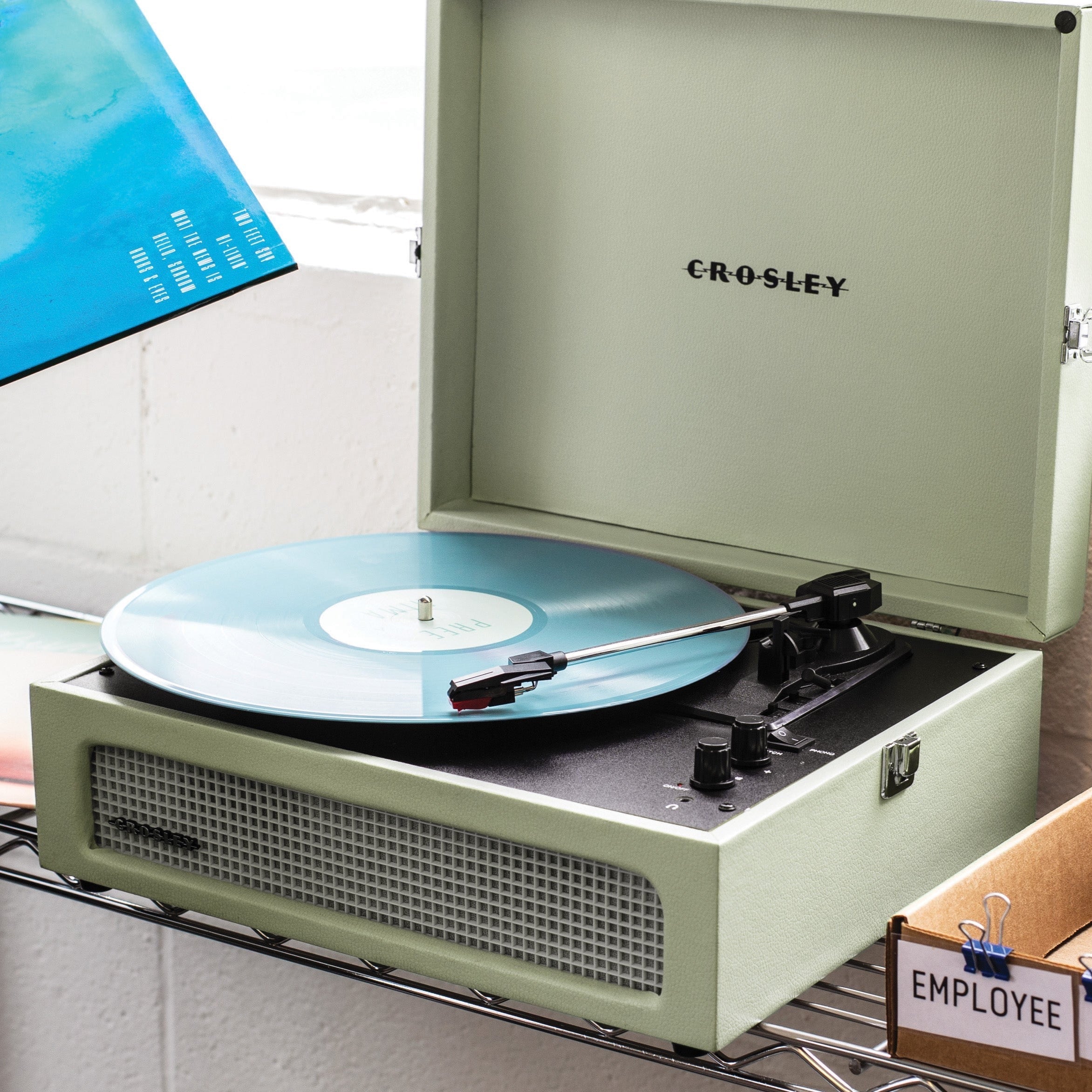 Crosley Voyager Bluetooth Portable Turntable - Sage + Bundled Majority D40 Bluetooth Speakers - Black-6