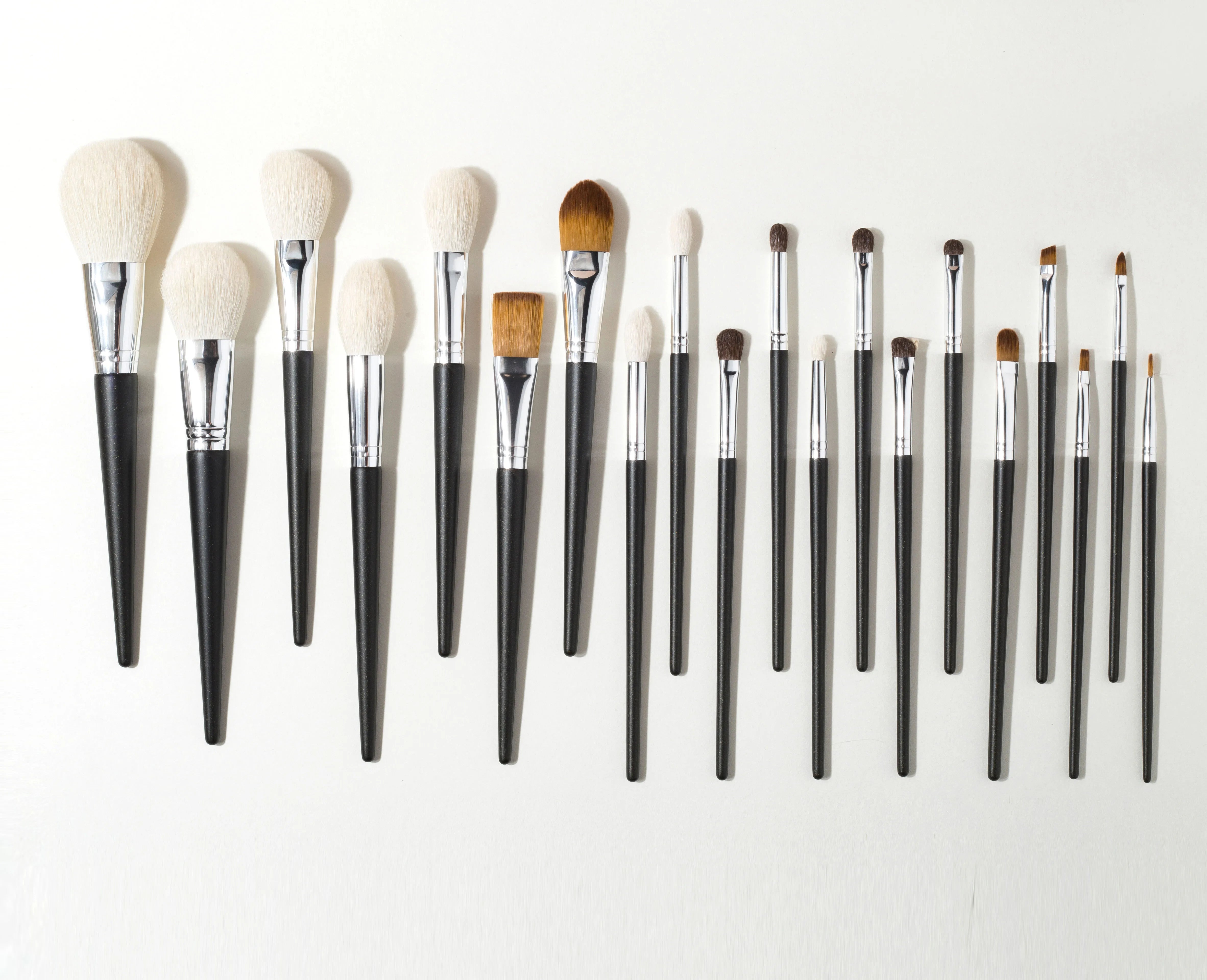 Shinedo Powder Matte Black Color Soft Goat Hair Makeup Brushes High Quality Cosmetics Tools Brochas Maquillage