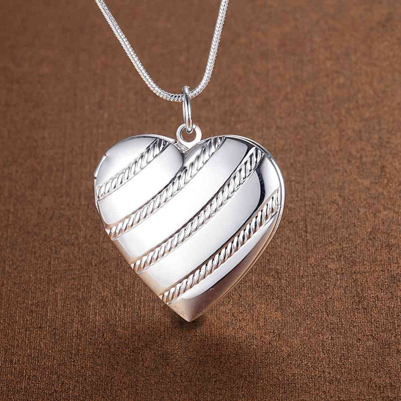 Silver Plated Jewelry Wholesale Pendants Peach Heart Necklace Jewelry Necklace Accessories