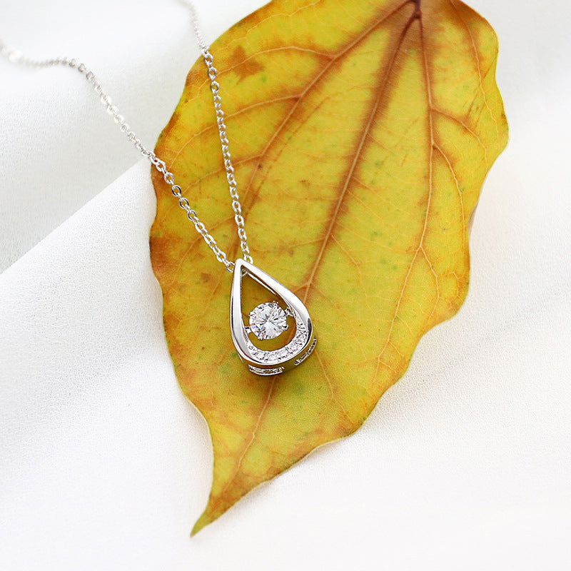 Necklace Heart Jewelry Rotating Water Drop Heart Necklace