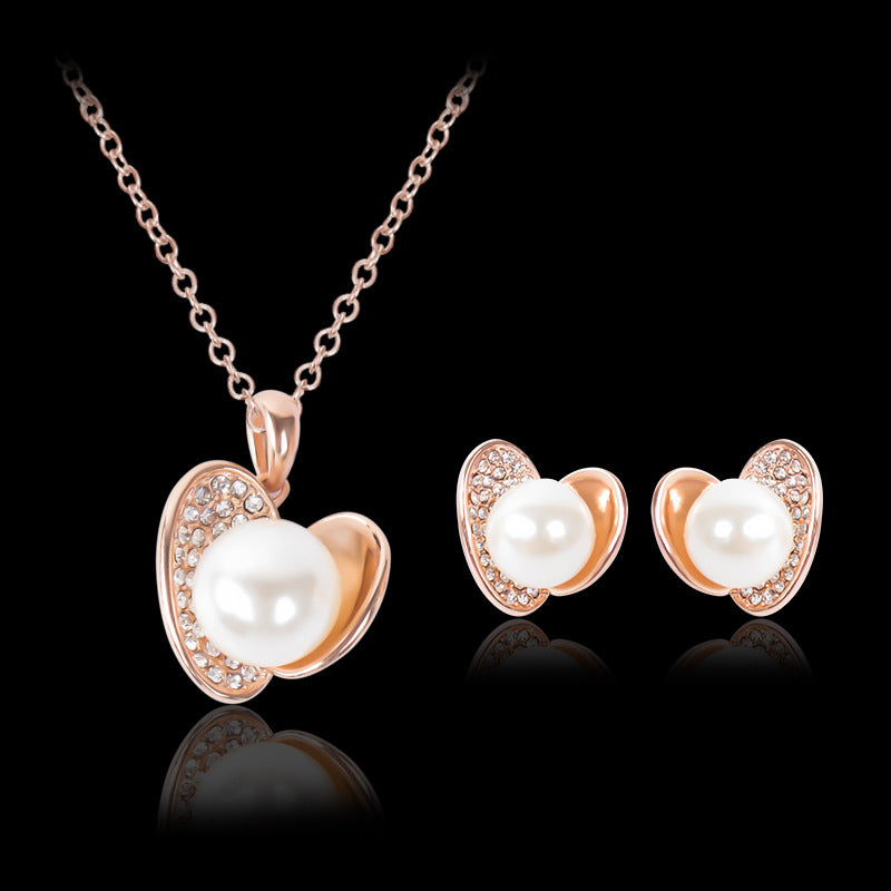 Fashion Qing New Style Jewelry Heart-shaped Pendant Necklace Earrings Two-piece Set