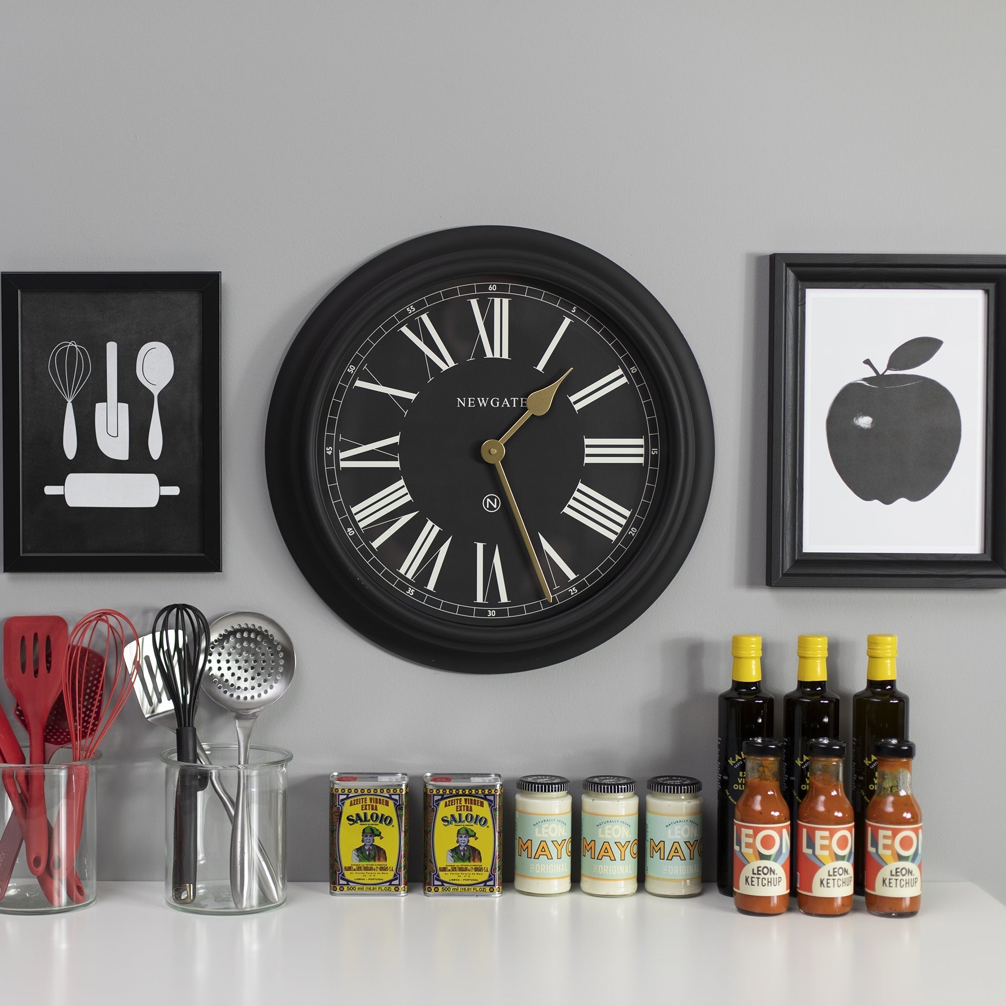 Newgate Chocolate Shop Wall Clock Silicone Cave Black-2