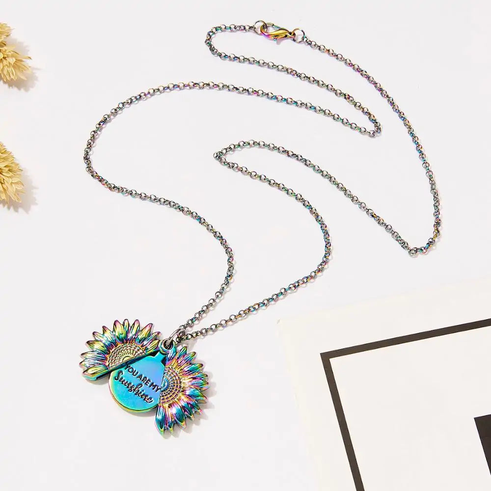 Trendy Sunflower Double-layer Engraved Pendant Necklaces